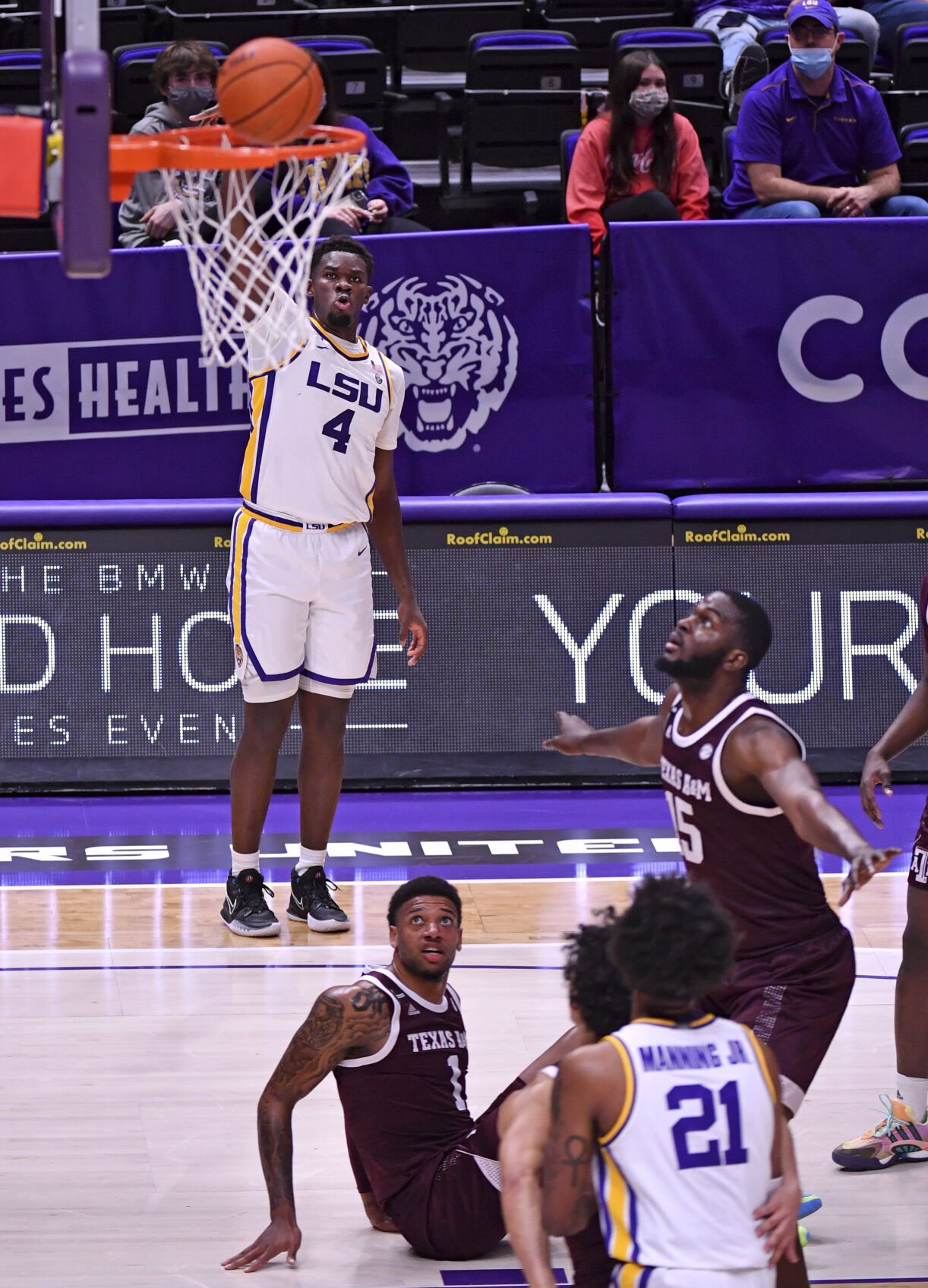 BR.lsutamubasketball.113020 HS 778.JPG